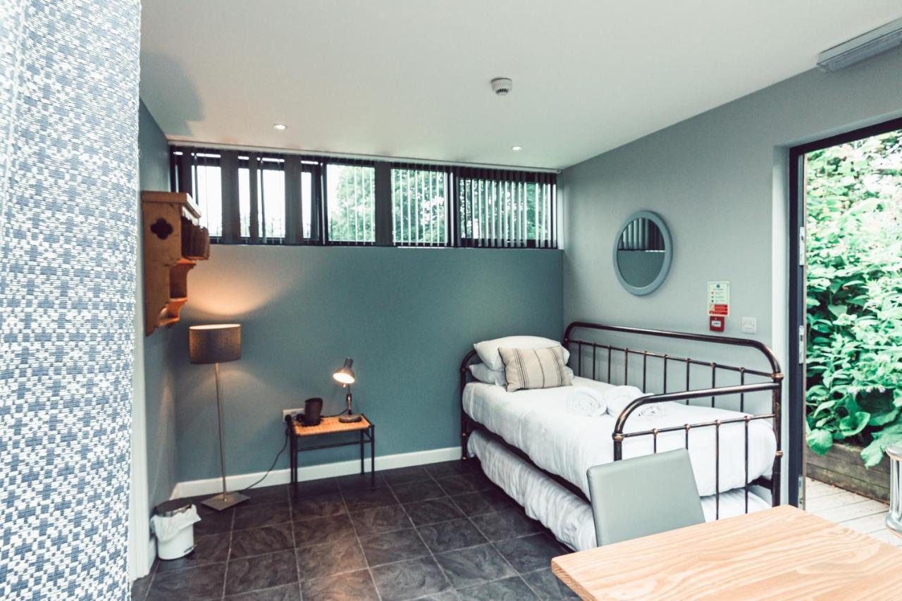 Clophill Eco Lodges Екстериор снимка